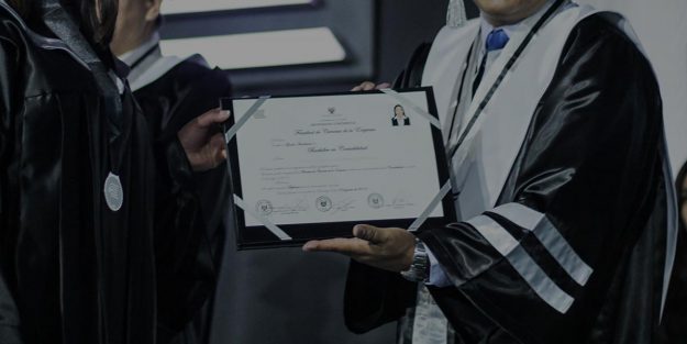 grados-y-titulos-uc-bachiller