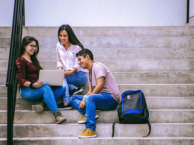 Correo institucional: Entérate de la gran importancia de este medio oficial