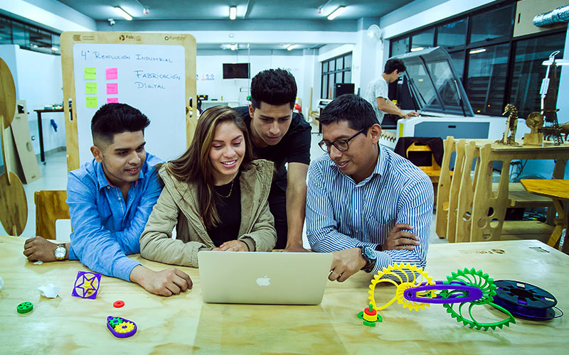 Vive Continental Sé parte de nuestros clubes y vive tu pasión Vive Continental Sé parte de nuestros clubes y vive tu pasión