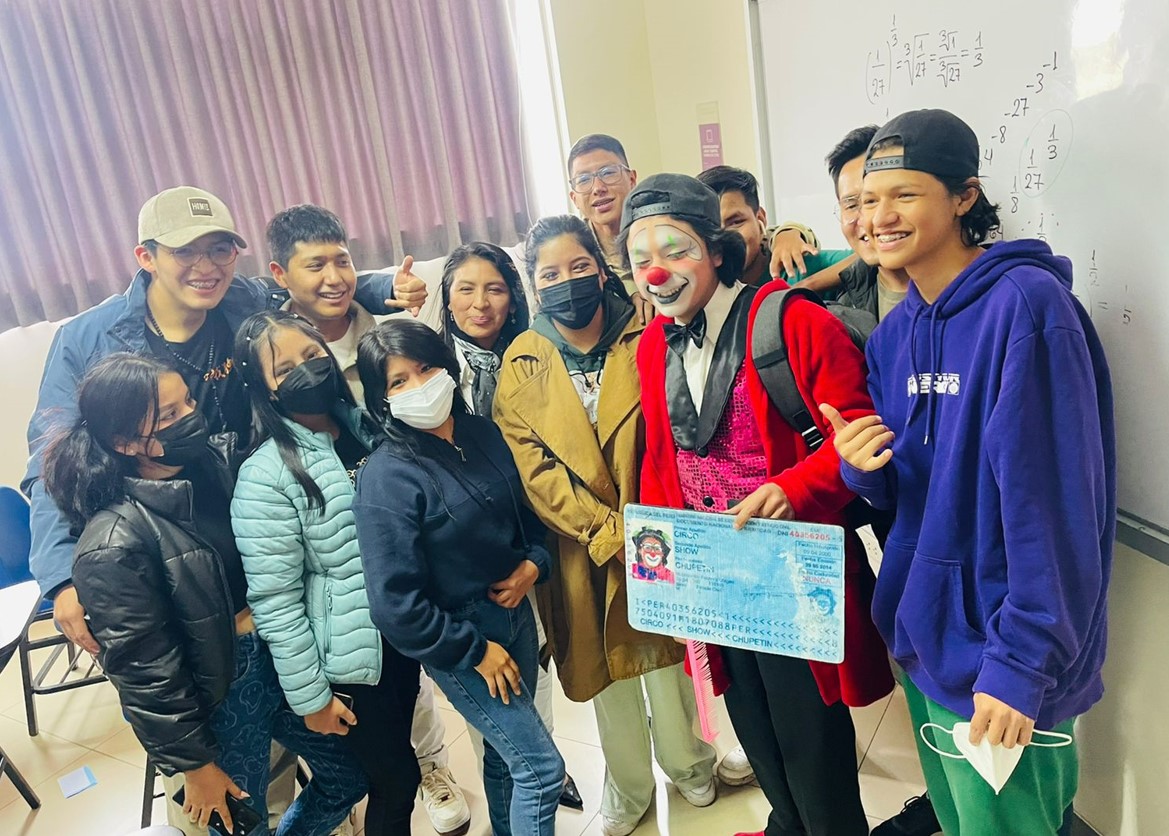 Chupetito estudiante Universidad Continental 5