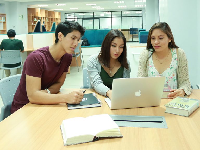 estudiantes reincorporación 2022