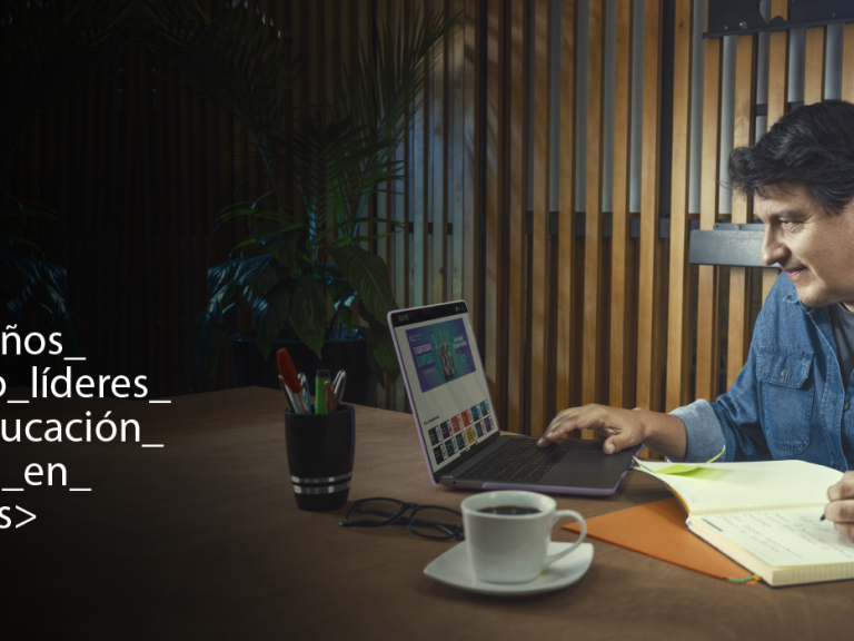 BANNER_PORTAL_A_DISTANCIA_10_AÑOS-01