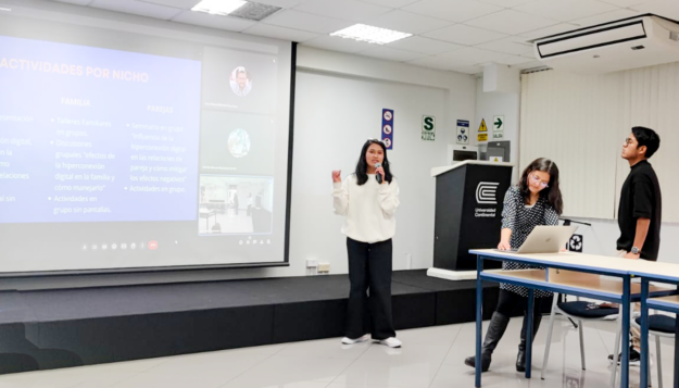 ESTUDIANTES-EFFIE-COLLEGE